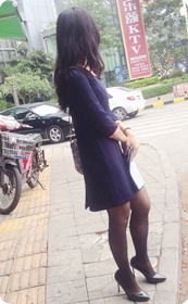 性感黑丝短裙高跟