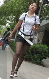 街拍时髦的吊带热裤sz黑丝气质sz