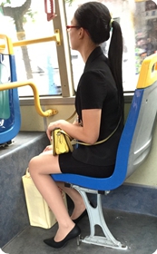 好美的一双腿，尤其小腿太匀称了