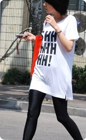 街拍厚黑丝潮人妹妹