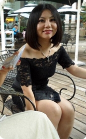 生活中的妻子,职业是英语教师