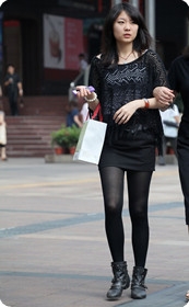 连衣裙黑丝mm